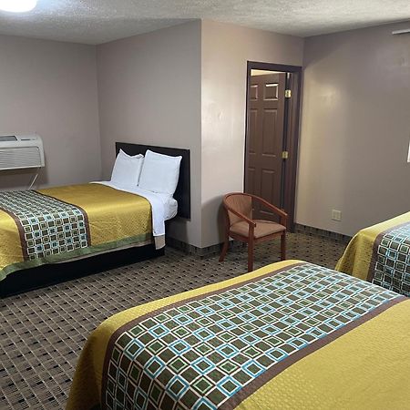 Economy Inn & Suites Ashtabula Exteriér fotografie