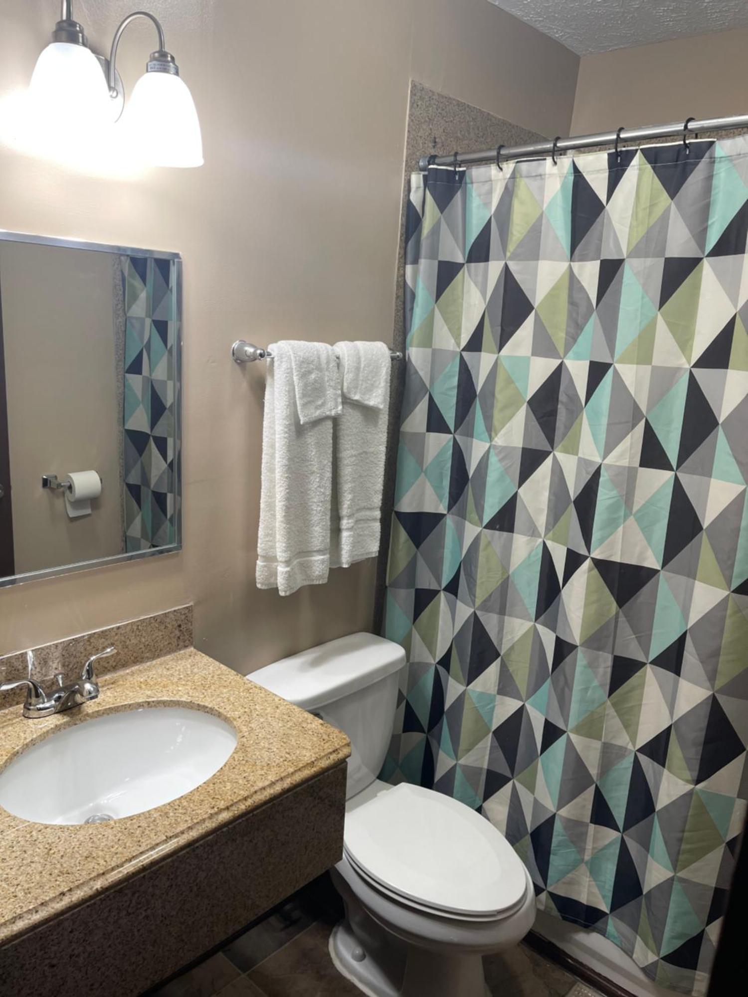 Economy Inn & Suites Ashtabula Exteriér fotografie