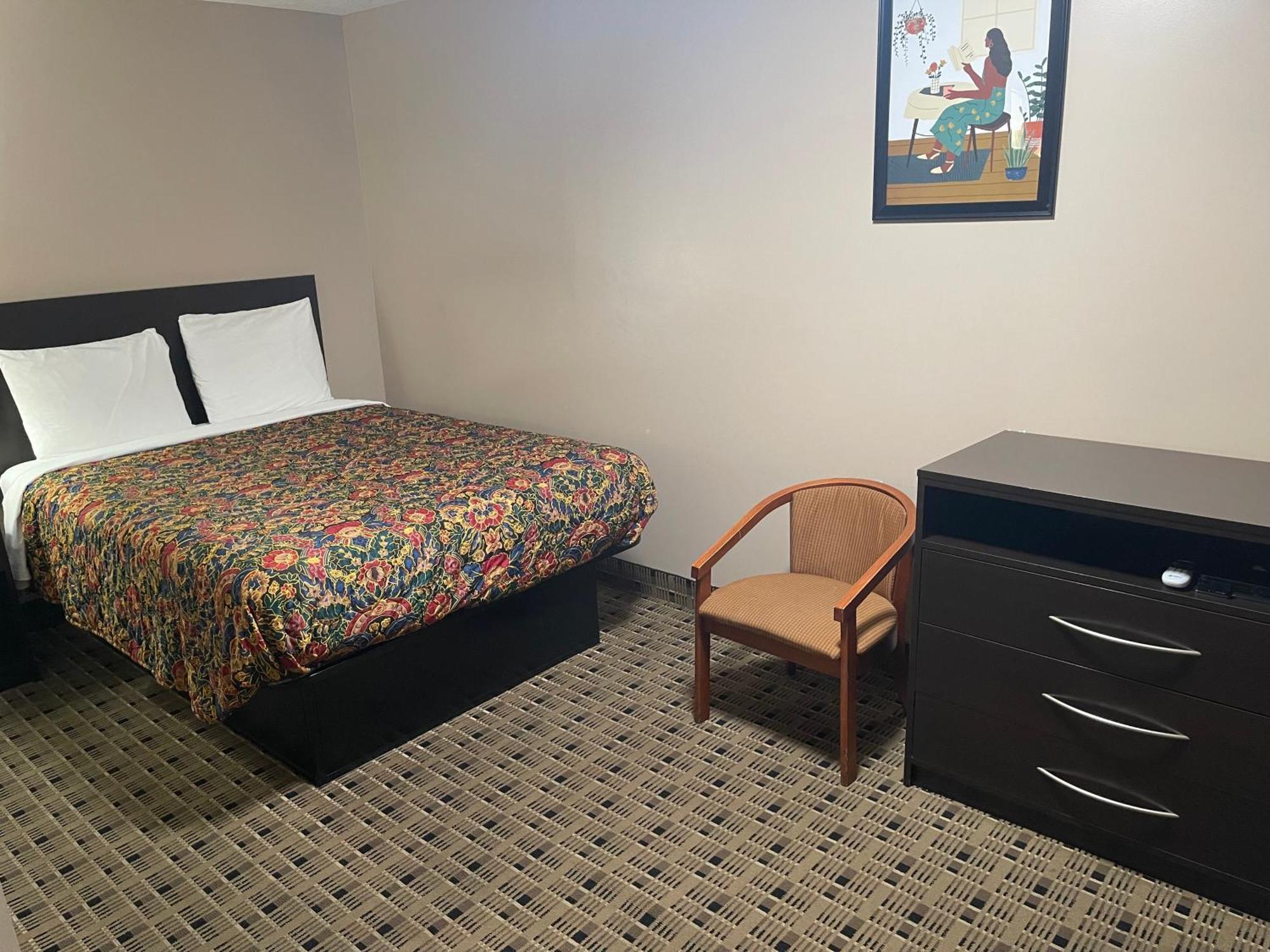 Economy Inn & Suites Ashtabula Exteriér fotografie