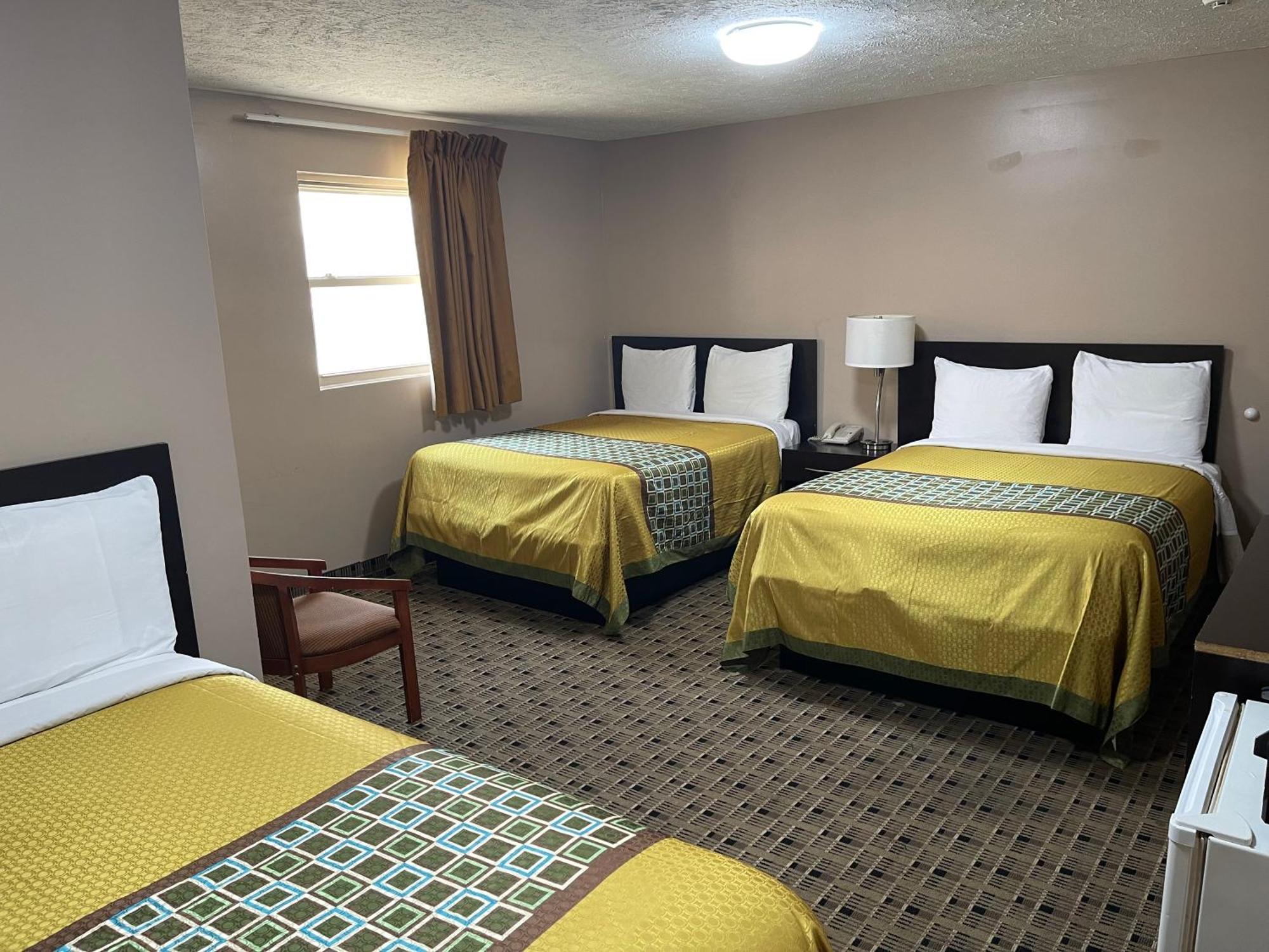 Economy Inn & Suites Ashtabula Exteriér fotografie