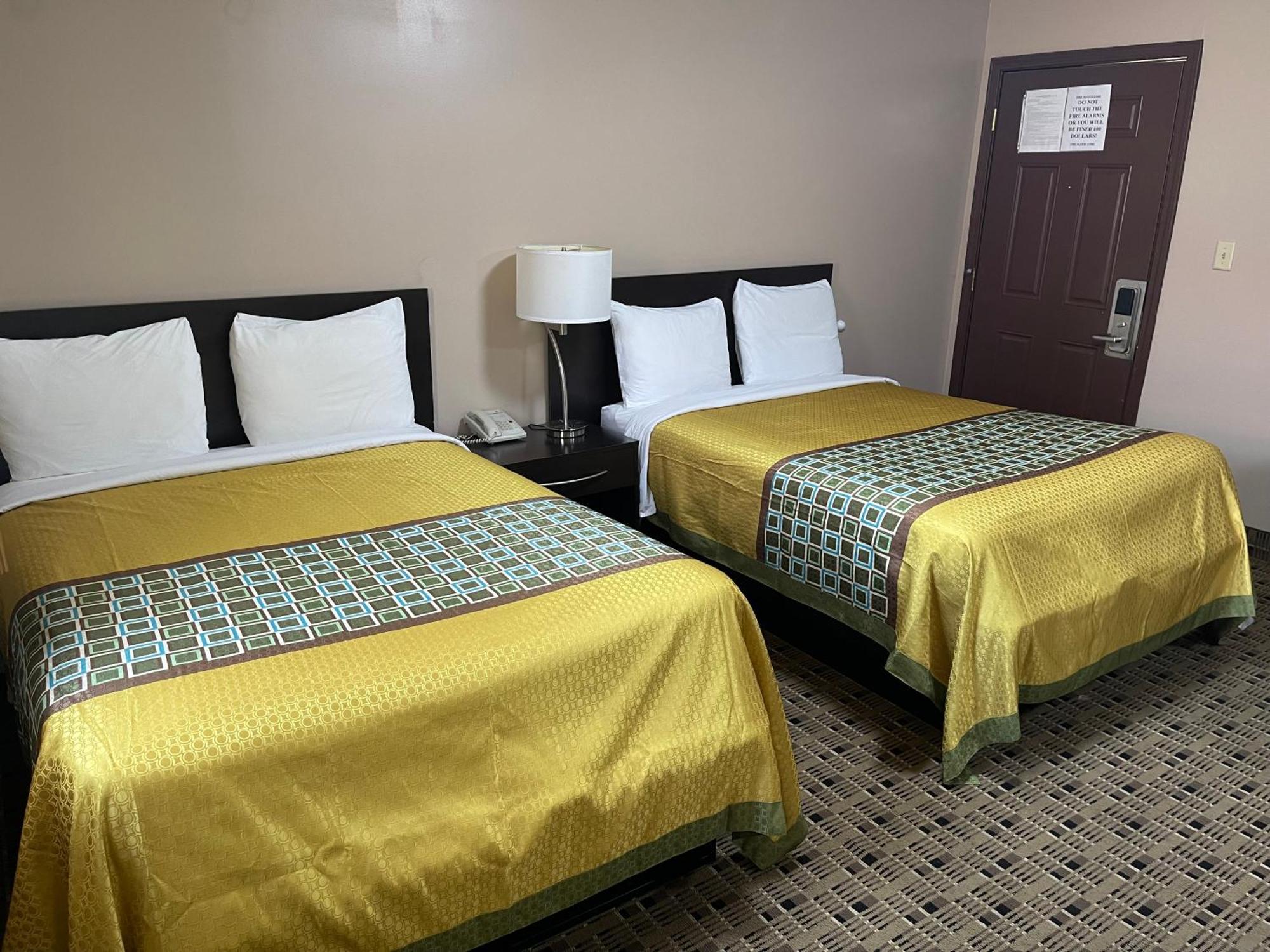 Economy Inn & Suites Ashtabula Exteriér fotografie