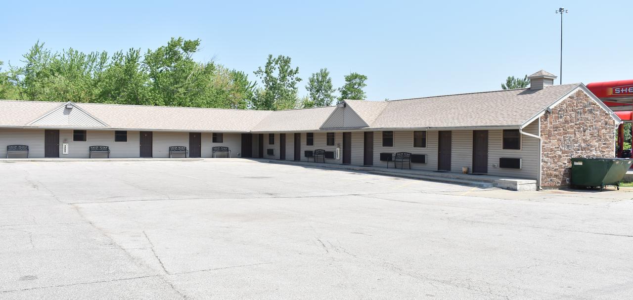 Economy Inn & Suites Ashtabula Exteriér fotografie